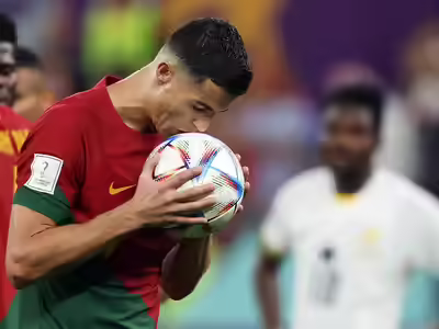 Cristiano Ronaldo breaks silence on injury with positive message to fans | Football News Cristiano Ronaldo breaks silence on injury with positive message to fans | Football News
