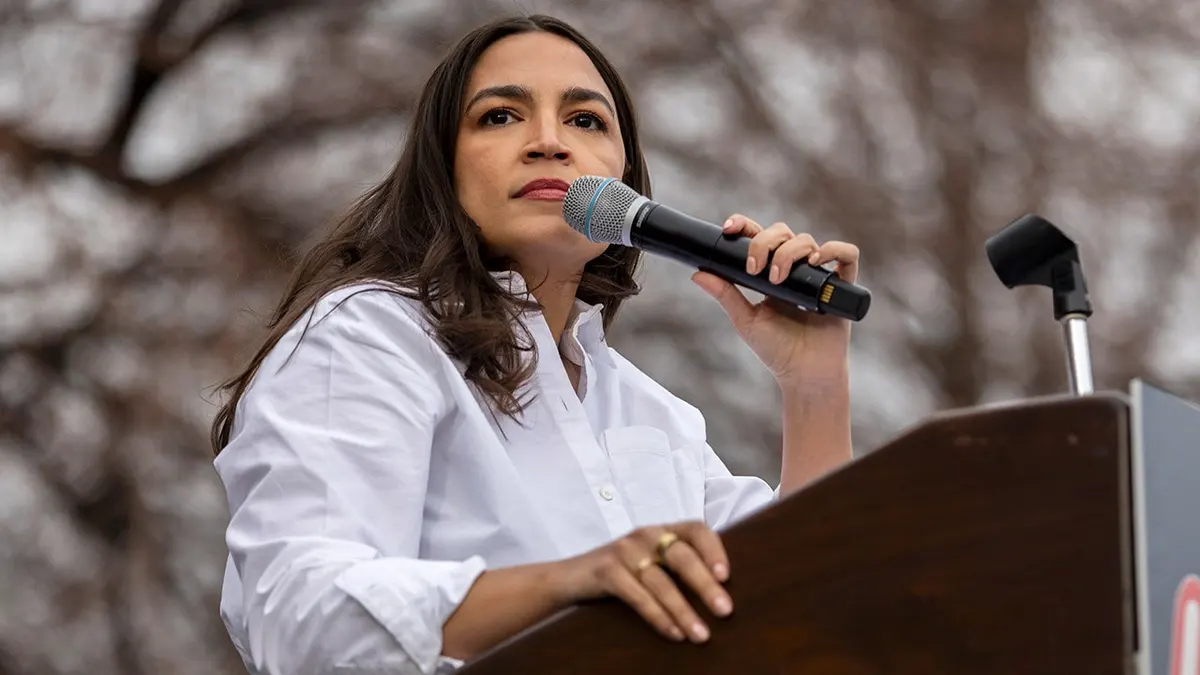 AOC calls for Trump’s removal despite Iran ceasefire announcement