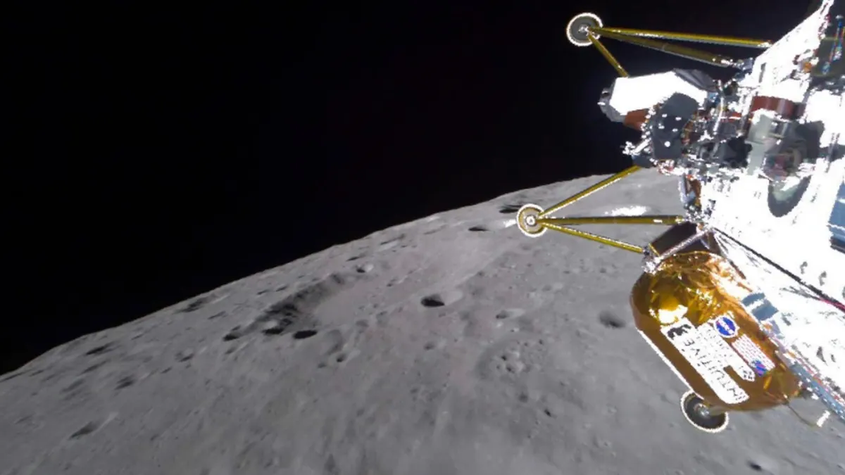 Lunar lander’s status unknown after it touches down on the moon Lunar lander’s status unknown after it touches down on the moon