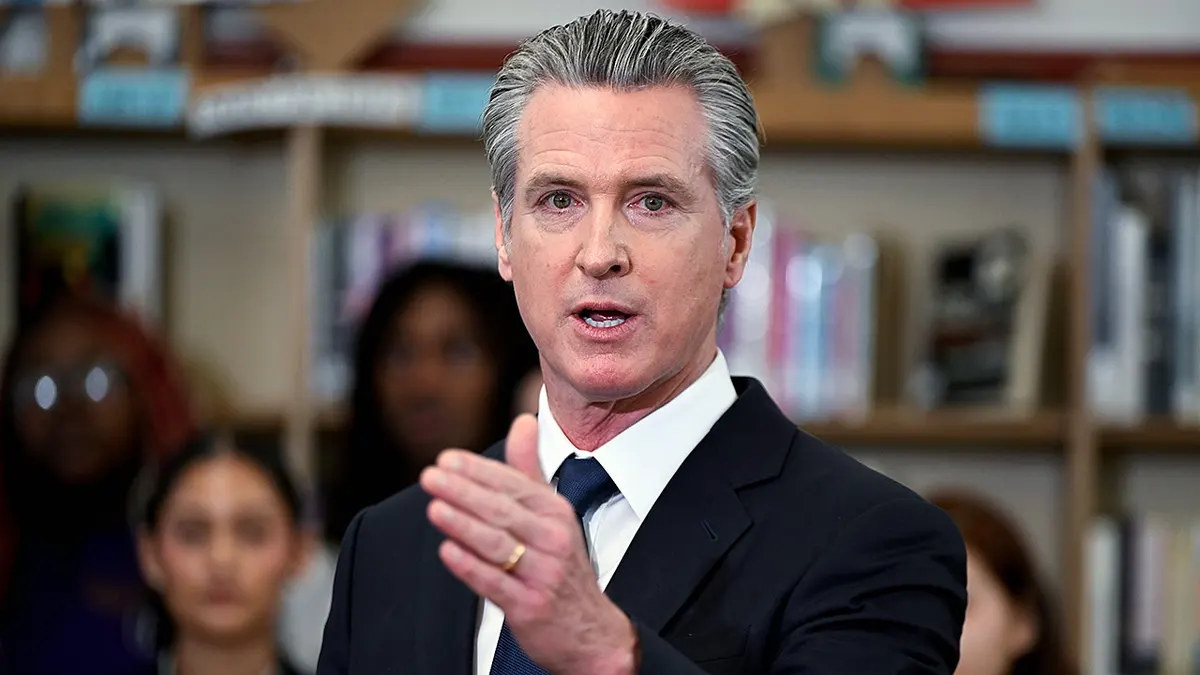 California Dems hid B budget accounting error for months, memo shows