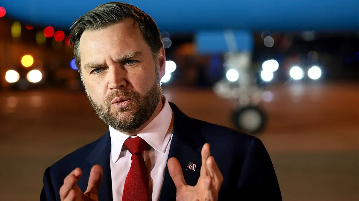 Vance arrives in Pakistan for Iran ceasefire talks with Witkoff and Kushner Vance arrives in Pakistan for Iran ceasefire talks with Witkoff and Kushner