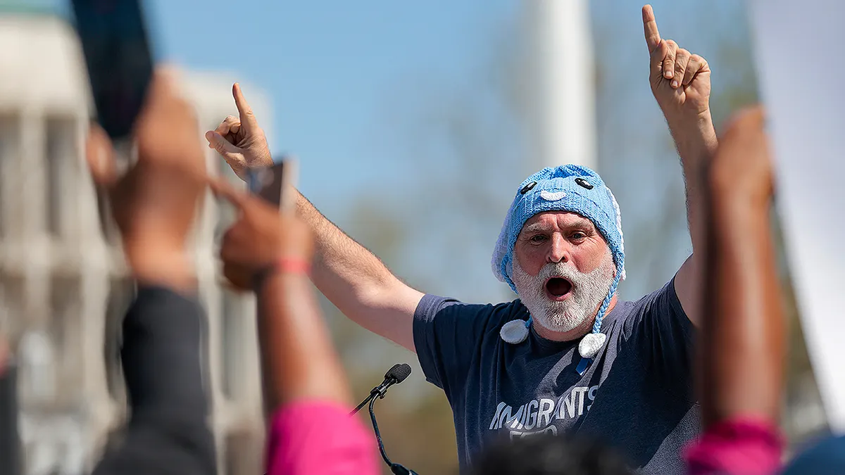 WATCH: Celebrity chef blasts Trump for changing the ‘rules’ at Supreme Court protest