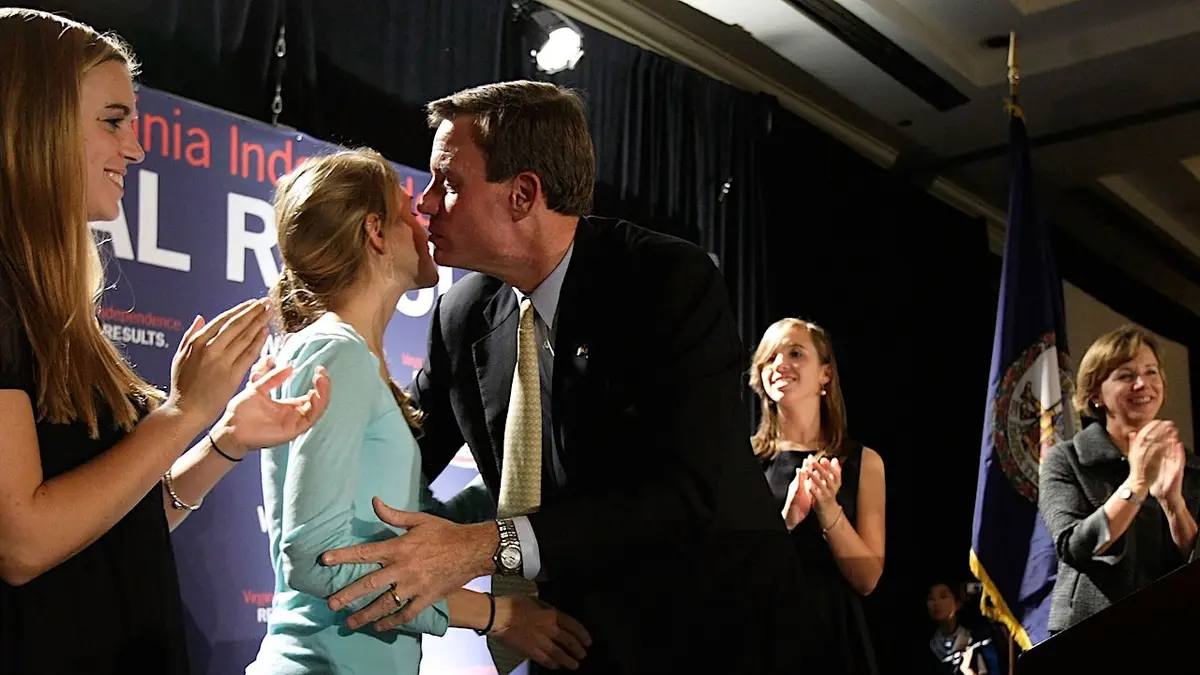 Sen. Mark Warner mourns death of daughter at 36 after diabetes battle
