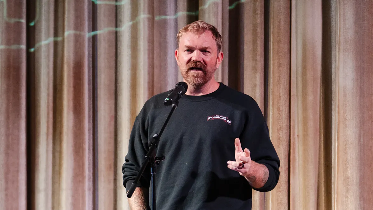 Warren campaigns in Maine for Senate candidate challenging Collins