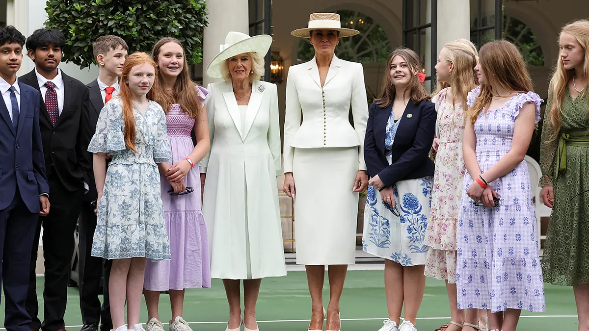 Melania Trump and Queen Camilla host students for VR history event