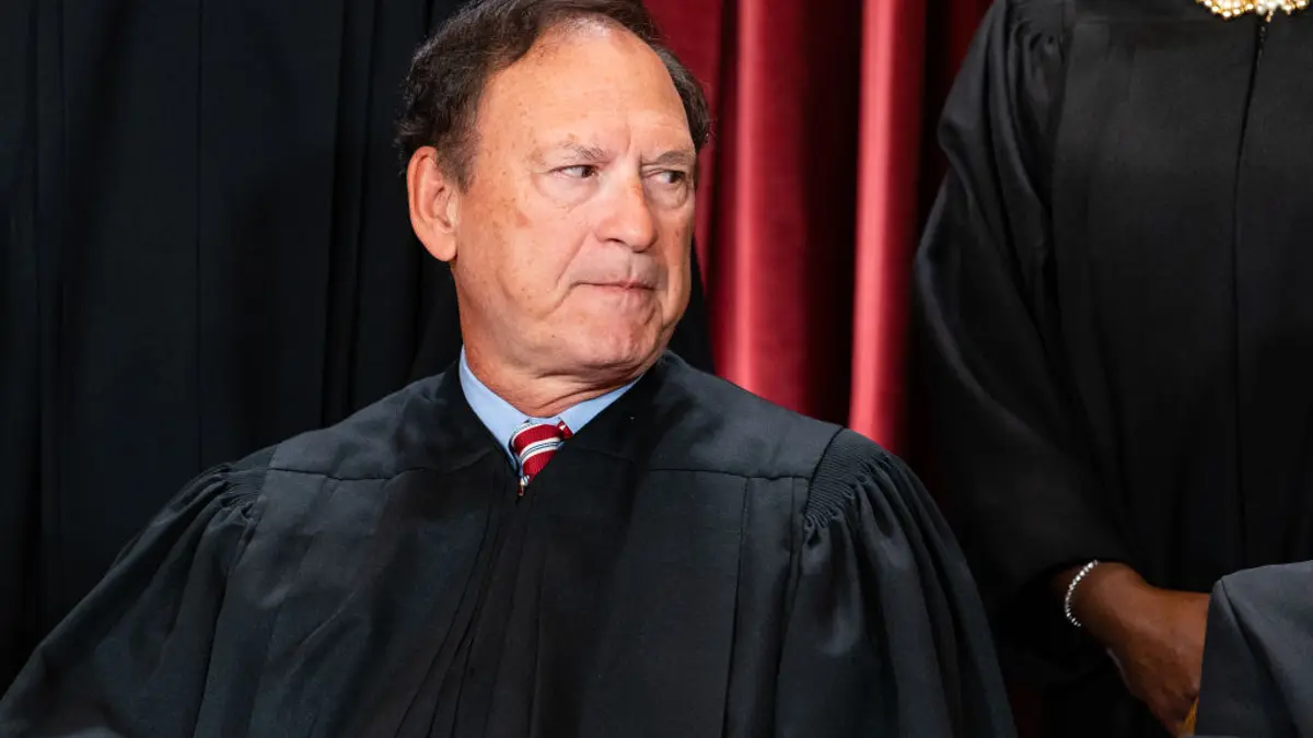 Alito calls Jackson’s dissent ‘baseless and insulting’ in redistricting