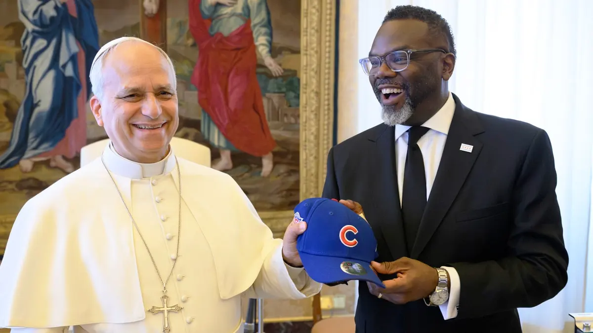 Mayor Brandon Johnson meets Pope Leo XIV with George Floyd family lawyer Mayor Brandon Johnson meets Pope Leo XIV with George Floyd family lawyer