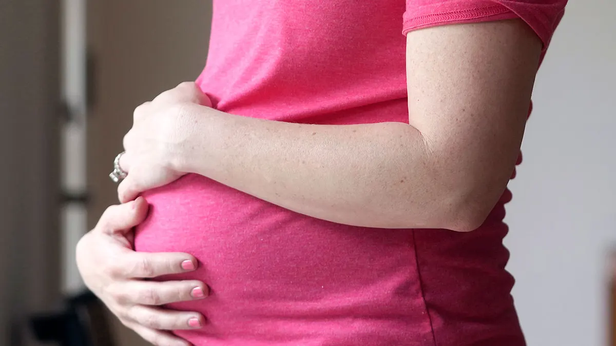 CDC data shows US women delaying motherhood as red and blue states diverge CDC data shows US women delaying motherhood as red and blue states diverge