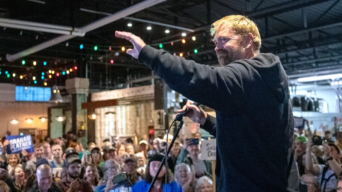 Iraq war veteran running for Maine Senate faces backlash over Reddit posts Iraq war veteran running for Maine Senate faces backlash over Reddit posts