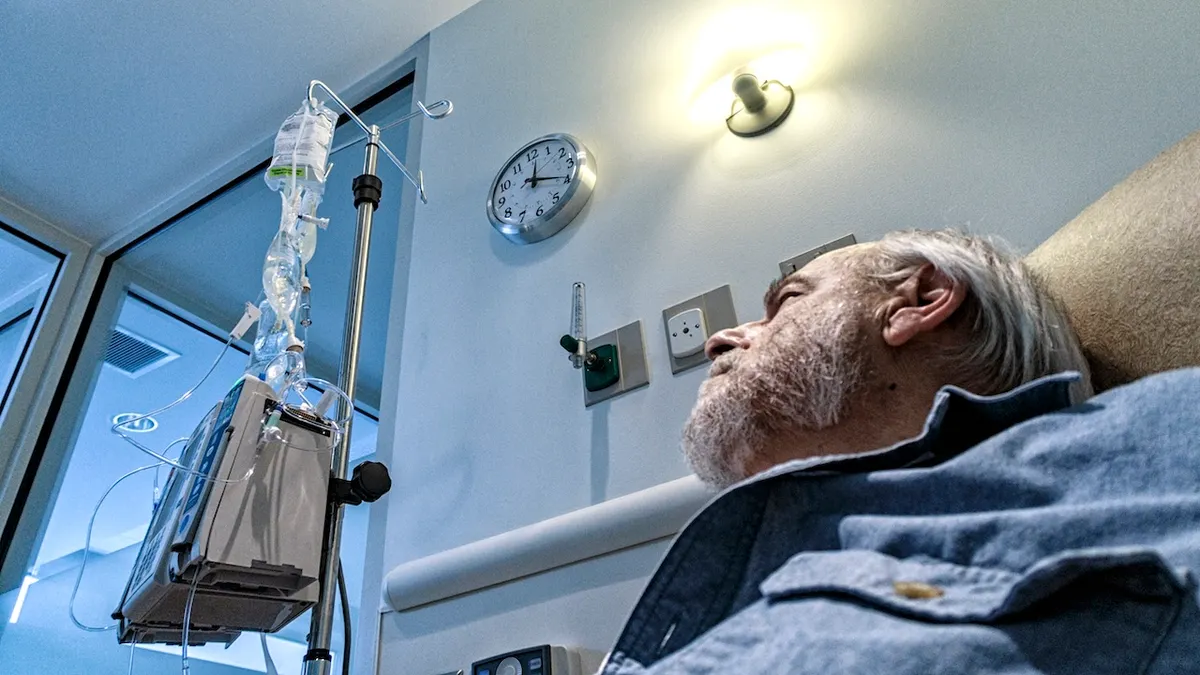 Bowel cancer trial finds zero recurrences after pembrolizumab treatment