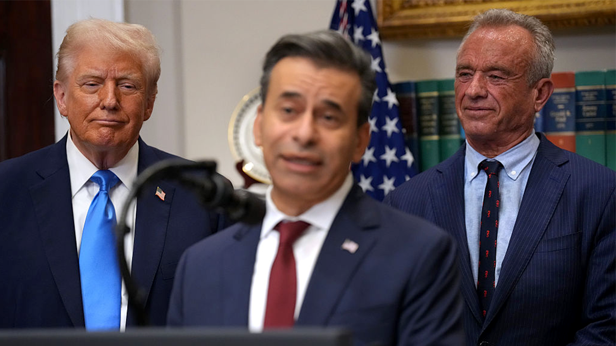Trump denies reports he plans to fire FDA Commissioner Marty Makary