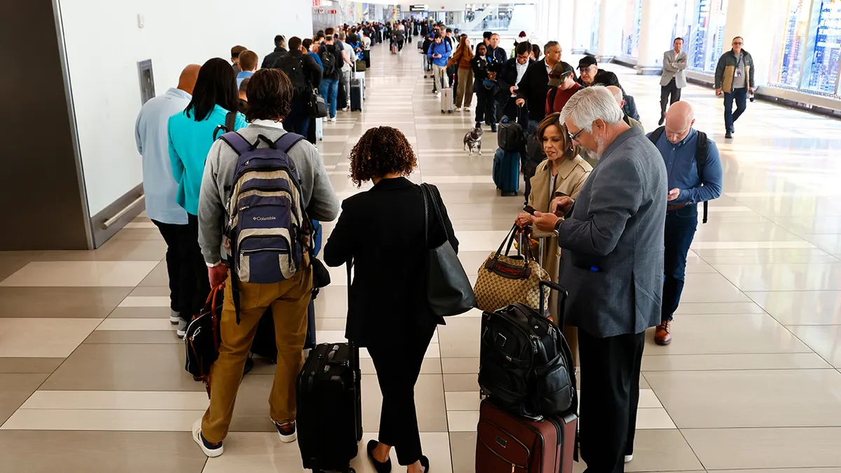 FAA tests B AI system to predict flight delays weeks in advance